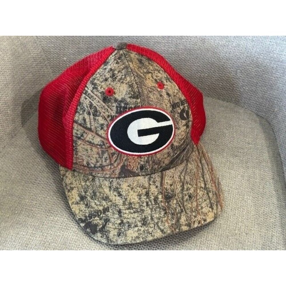 Georgia Bulldogs Hat Cap Snapback Red Camouflage Mesh Back NCAA Embroidered Camo